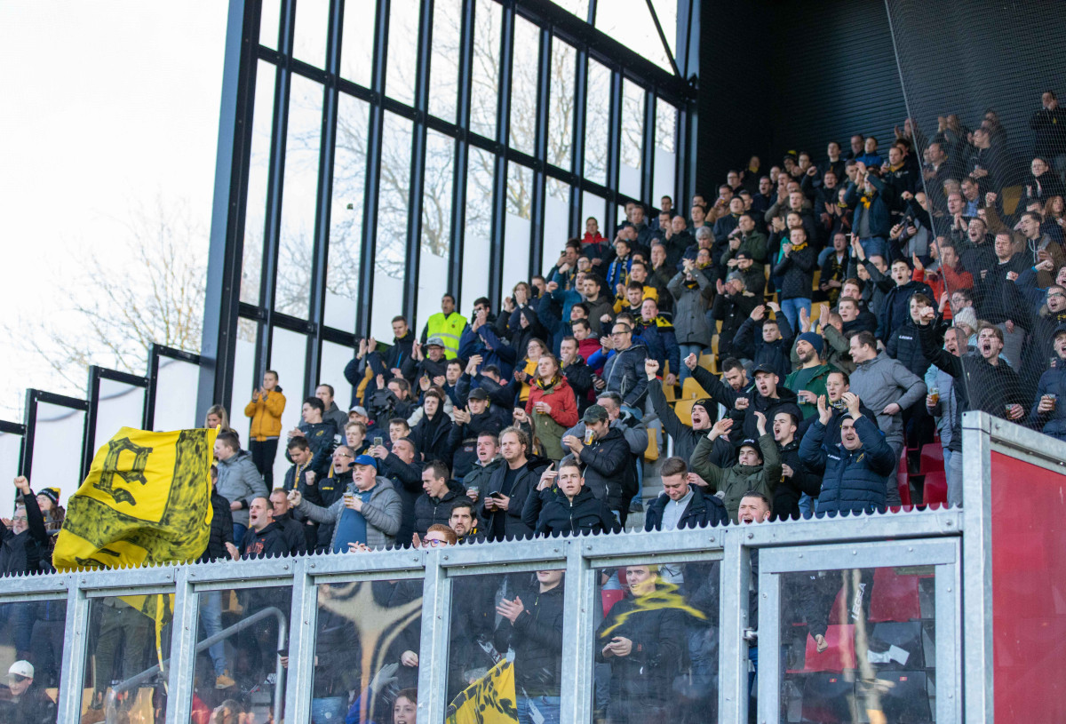 2112 b side rats gaenac tom willems 0033