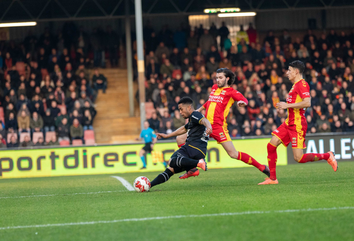 3201 b side rats gaenac tom willems 0402