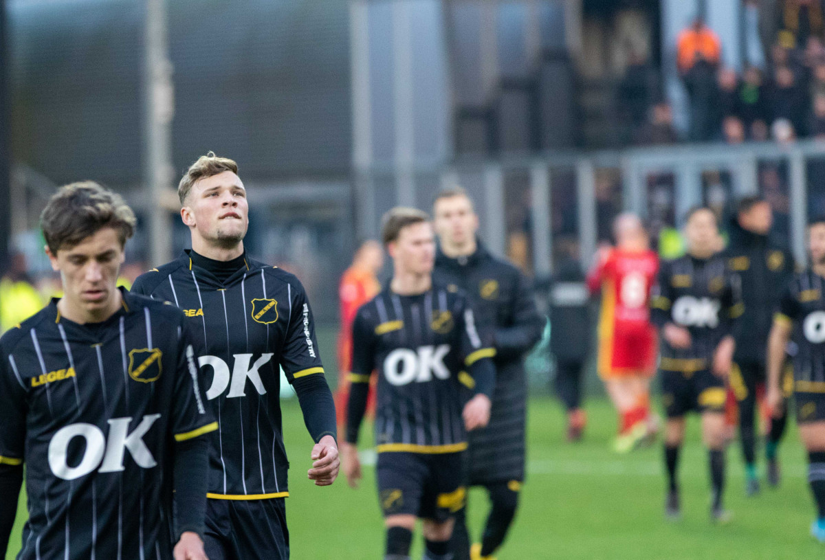 7036 b side rats gaenac tom willems 0501