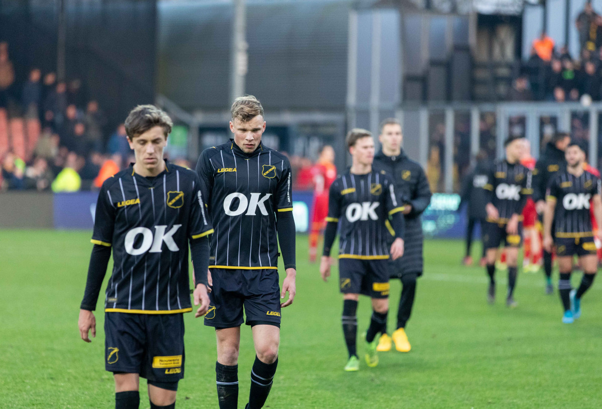 8980 b side rats gaenac tom willems 0499