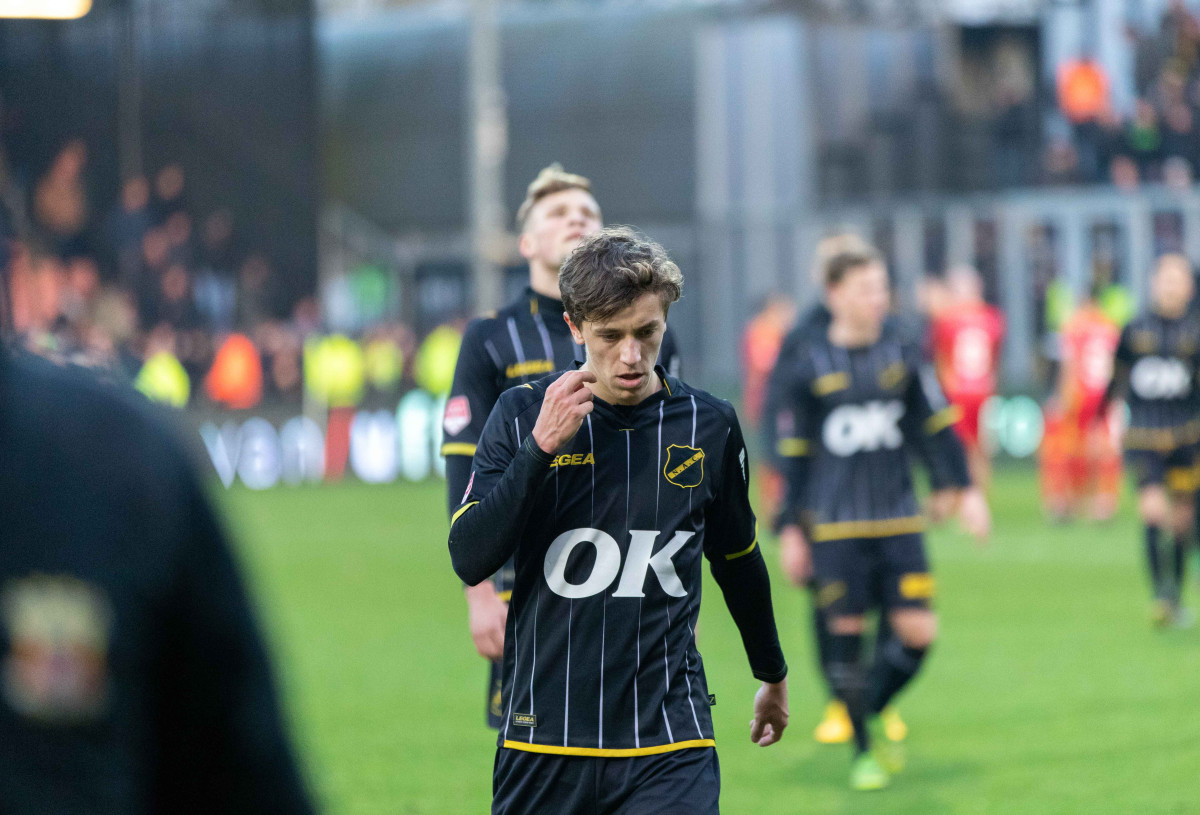 9603 b side rats gaenac tom willems 0503